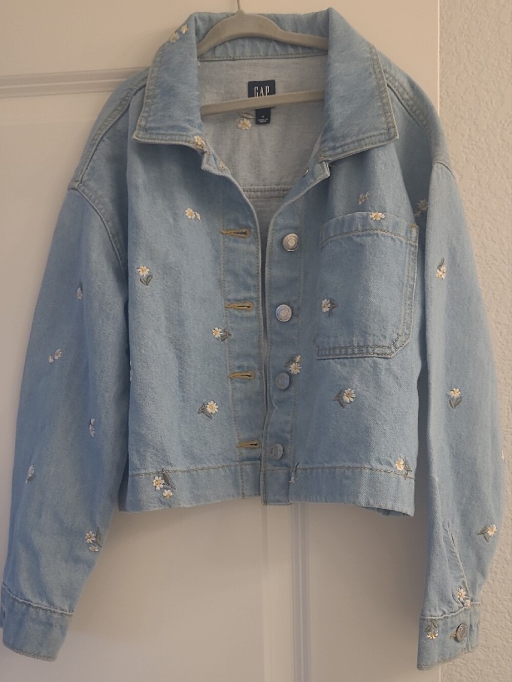 GAP Kids Girls Denim Jacket Floral Embroidered Daisys Light Blue Jean Jacket Med - Picture 2 of 14